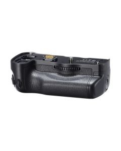 Pentax D-BG6 Battery Grip for K-1 DSLR Camera, Holds 1 D-LI90P/6 AA Batteries, Vertical Shooting